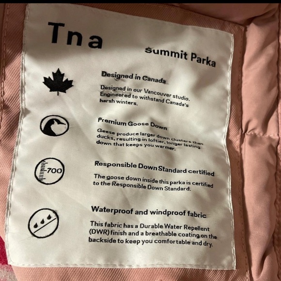 TNA Summit Parka in the colour PINK. (XXS) - Picture 8 of 9